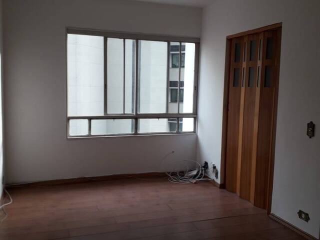 #2733JE - Apartamento para Venda em São Paulo - SP