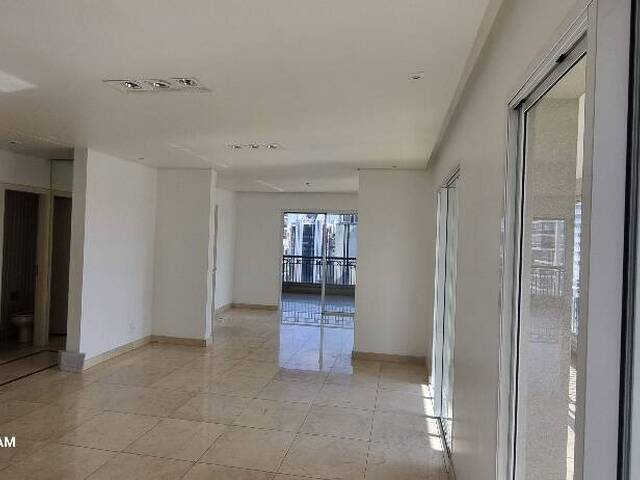 #62B172AM - Apartamento para Locação em São Paulo - SP