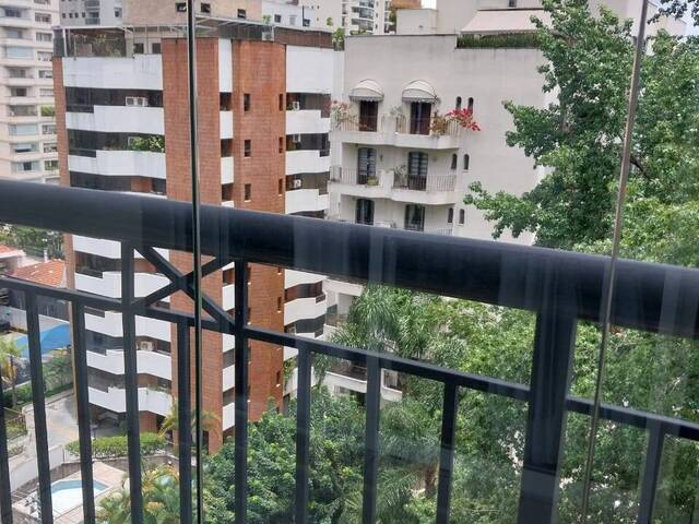 #68B184CD - Apartamento para Venda em São Paulo - SP