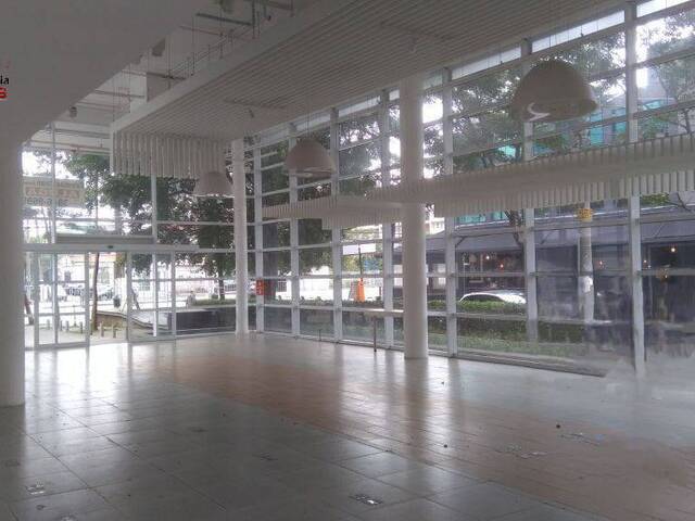 Locação em BROOKLIN - São Paulo