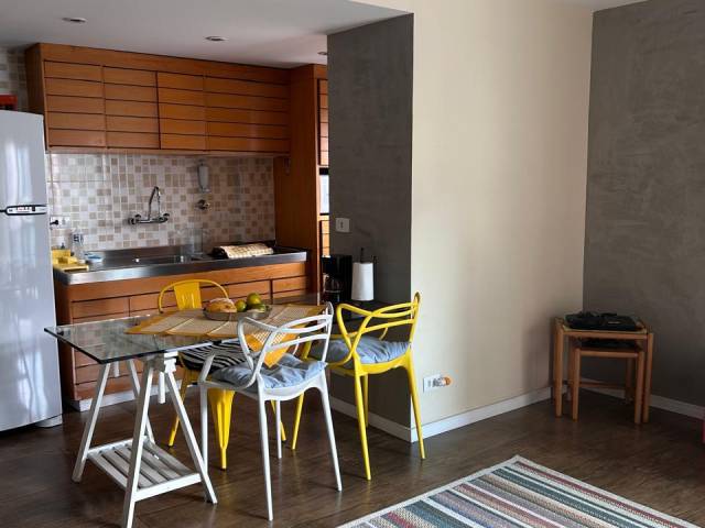 Locação em PINHEIROS - São Paulo