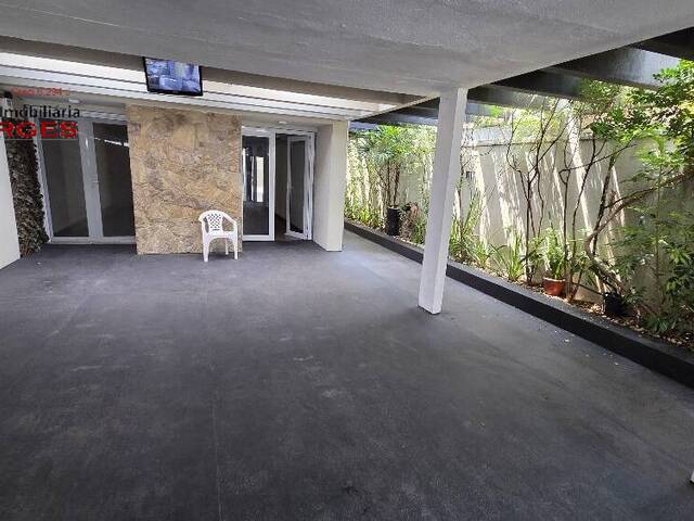 #43B375AM - Casa para Venda em São Paulo - SP - 2