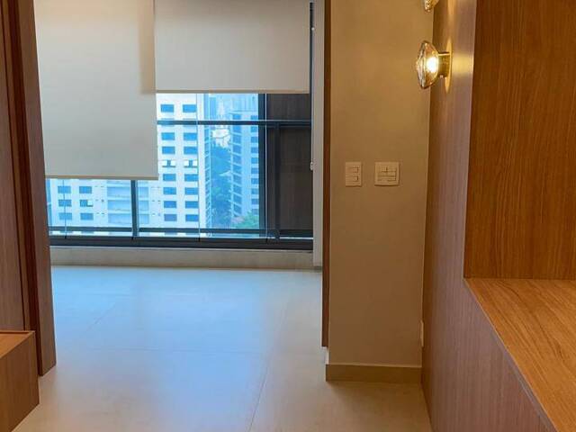 Venda em PINHEIROS - São Paulo